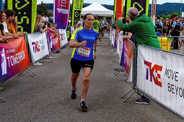 Bild 5: Atemberaubende Höchstleistungen beim Towerrun 2025