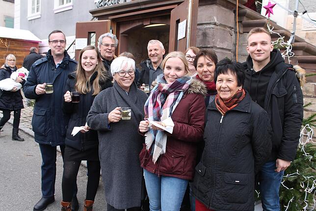 Immer am zweiten Advent trifft sich die Familie Horn, mal in Wolderdingen, mal in Bondorf, mal in der Schweiz. Einige Mitglieder nutzen ...