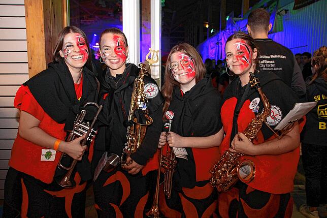 Bild 1: Die schönsten Bilder vom Guggetreff Let&lsquo;s Fetz in Wald