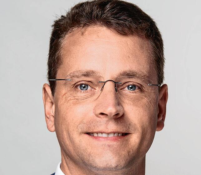 Niels Nauhauser ist Finanzexperte der Verbraucherzentrale Baden-Württemberg. ETFs hält er für eine gute Anlageform, auch für gewöhnliche ...