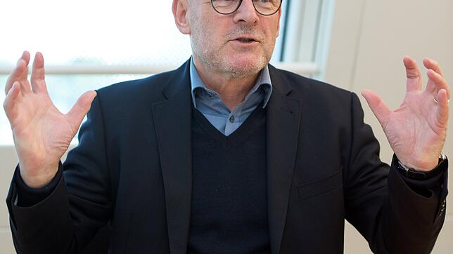 "Mit welcher Branche geht man so mit Samthandschuhen um, wenn sie so betrügerisch gehandelt oder getrickst hat?": Der grüne ...