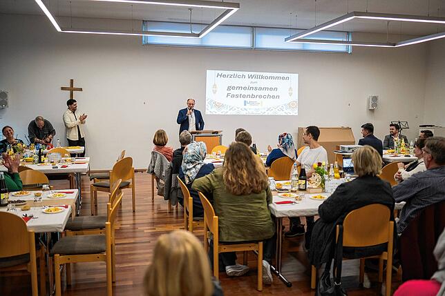 Bild 11: Bilder von Fastenbrechen in Singen