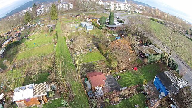Der Gettnauer Boden mit dem Weitwinkel aus der Vogelperspektive: Das 4,25 Hektar große Gelände liegt zwischen Zollkreisel und ...