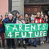 Aktivisten von Fridays for Future machen am 23. Januar vor dem Ratssaal auf das Thema Klimaschutz aufmerksam. Im Rat wird der erste ...