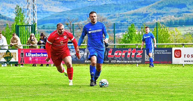 Bild 13: SV Karsau gewinnt Kellerderby mit 2:1 gegen FC Wallbach – und wir haben Fotos!