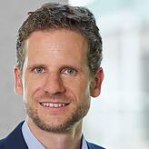 "Was Mitarbeiter brauchen werden, ist digitale Gewandtheit. Dazu gehört die positive Einstellung gegenüber Veränderungen."Florian Kunze, ...