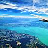 Blick auf den See beim Landeanflug auf Zürich.