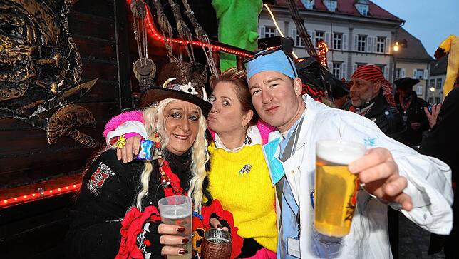Bild 18: Schmotziger Dunschtig: Die große Fasnachtssause ist noch nicht vorbei