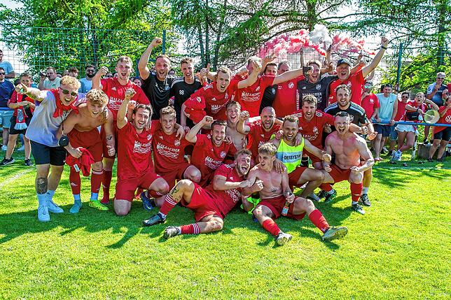 Bild 40: FC Dachsberg siegt 2:0 beim SV Berau und steigt auf &ndash; wir haben Bilder!