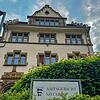 Das Stockacher Amtsgericht. Hier saß ein 41-jähriger Mann auf der Anklagebank, der immer wieder durch Gewalttaten auffällt. Dennoch ...