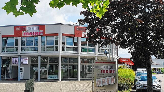 Ausblick: Thomas Phillips zieht ins Erdgeschoss von Raum Trend Meier im Gewerbegebiet Schildgasse in Rheinfelden ein. Der Fachbetrieb ...