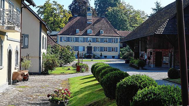 Einfach wunderschön! Schloss Girsberg ist auch mit einem berühmten Sohn der Stadt Konstanz verknüpft.
