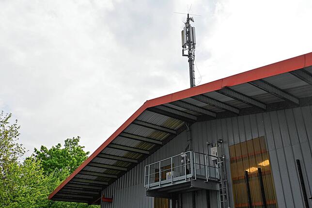 18 Meter misst die Antenne vom Boden aus. Seit Jahren ist sie nicht in Betrieb.