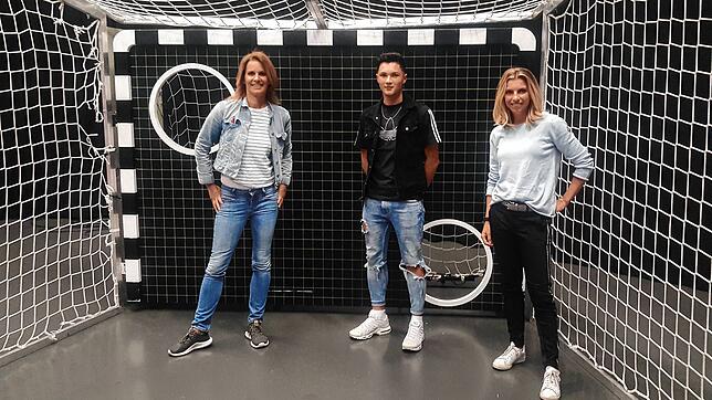 Fernsehreifer Auftritt: Timo Lindner vom VfB Waldshut war einer der Star-Gäste bei der Aufzeichnung des ZDF-Sportstudios. Hier zeigt er ...