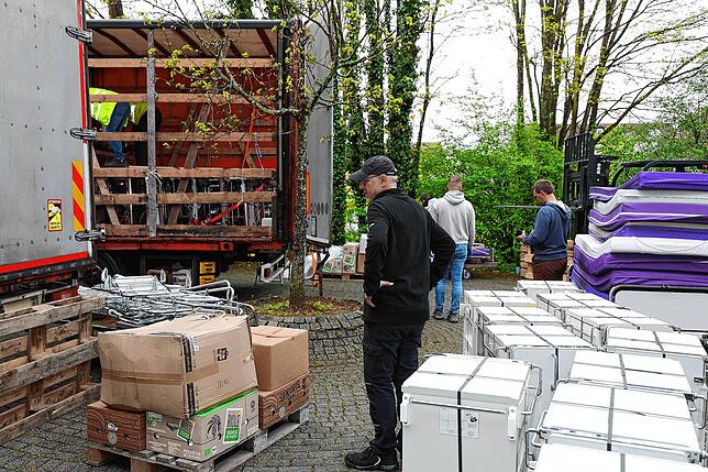 Bild 13: Hilfe für die Ukraine: Radolfzeller Krankenhaus leert sich