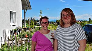 Die Organisatorinnen Sandra Breier (links) und Carina Föhrenbach. Foto: Ursula Ortlieb