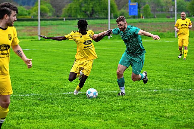 Bild 37: SV Schwörstadt unterliegt mit 1:5 bei der SG Nollingen/Degerfelden – und wir haben Fotos!