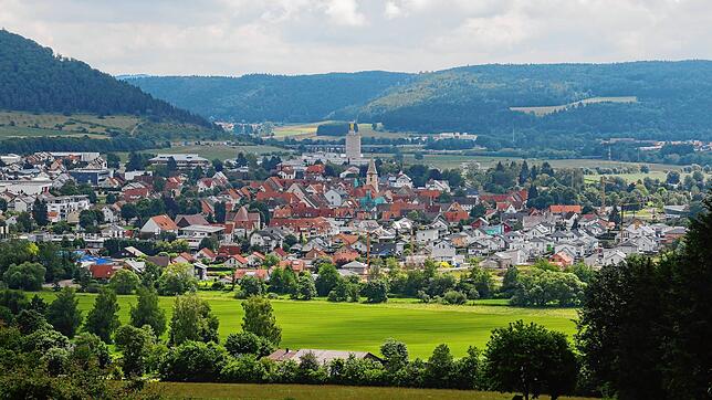 Um eine Ausbreitung des Coronavirus in Geisingen zu verhindern, empfiehlt die Stadtverwaltung mit Bürgermeister Martin Numberger an der ...