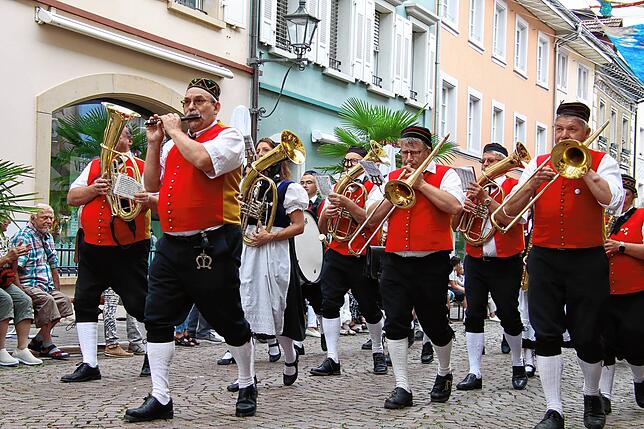 Bild 5: Buntes Brauchtum: Die schönsten Bilder vom Festumzug des Schwyzertags (1)