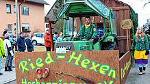 Bild : Umzug am Fastnachtssonntag in Hochemmingen: hier gibt´s die Bilder!