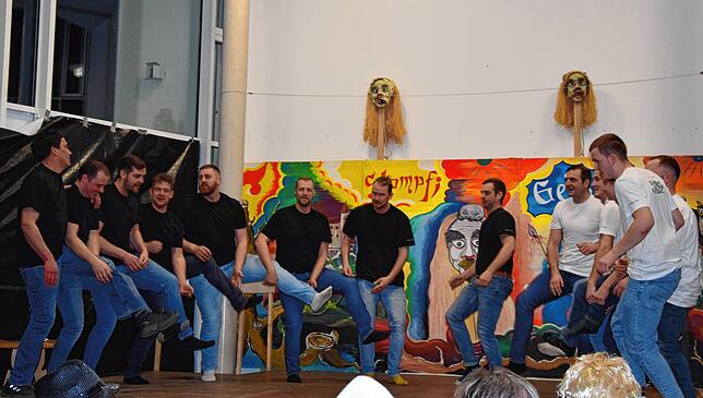 Bild 10: Bildergalerie: Narrenclub Stampfi Geischt sorgt für Stimmung in Nöggenschwiel
