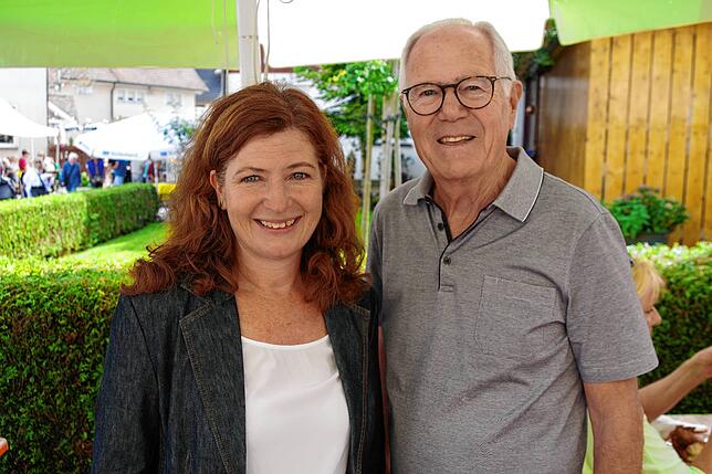 Bild 9: Buntes Programm beim 40. Öhninger Dorffest