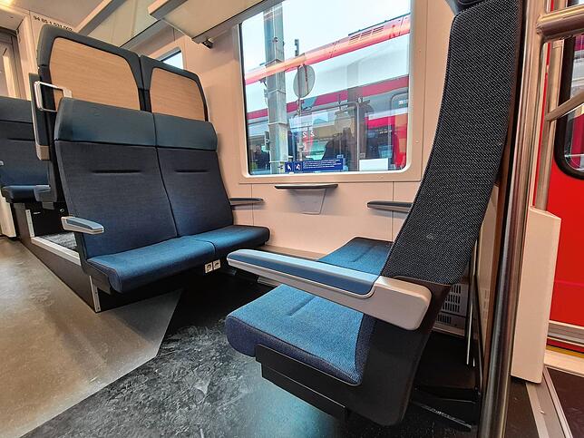 Auf grauen, fabrikneuen Sitzen lässt es sich wohl ab dem Jahr 2028 von Basel, über Konstanz nach St. Gallen fahren.