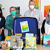Mit einem Trauerkoffer will das Kollegium der Grundschule Wald bei der Verarbeitung von Trauer helfen (von links): Anja Schneider vom ...