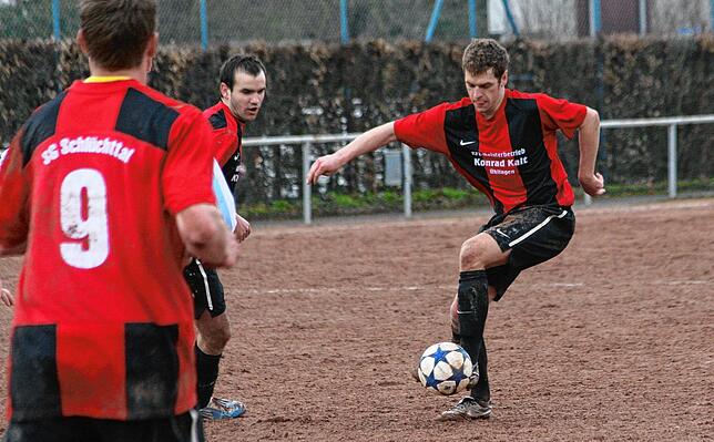 Bild 49: Schnappschüsse aus der Bezirksliga-Saison 2010/2011