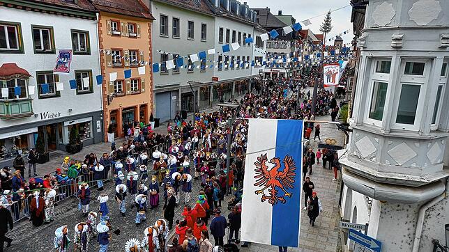 Beim Kinderumzug Villingen im vergangenen Jahr waren &ndash; neben zahlreichen Kindern &ndash; auch zahlreiche erwachsene Hästräger ...