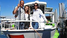 Sie wollen endlich wieder mit ihrem Motorschiff Möwe fahren und gute Gastgeber sein dürfen (von links): Ralph, Alina und Alexandra Gieß. ...
