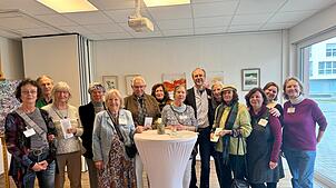 Die Kunstschaffenden Freunde sind sehr dankbar für die Nutzung der Räumlichkeiten im Generationentreff. Fotos: Viktoria Novakovic