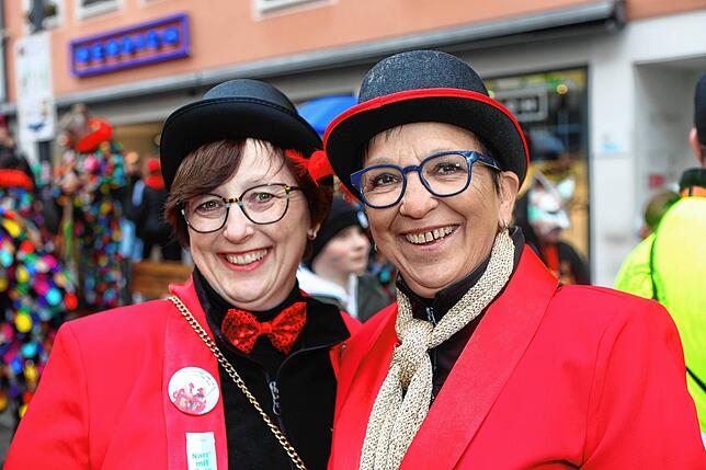 Bild 22: Schmotziger Dunschtig in Konstanz: Fasnacht mit Musik, Hästrägern und buntem Treiben - Die Bilder!