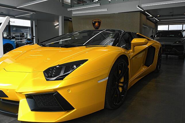 Sportwagen der Marke Lamborghini gehören seit 2007 zum Sortiment des Unternehmens am Standort Böblingen, seit 2019 gibt es sie auch in ...