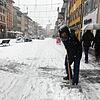 Wann Anwohner zur Schneeschaufel und zum Streugut greifen müssen, regelt jede Gemeinde selbst in ihrer so genannten ...