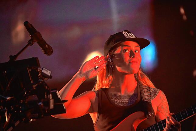 Bild 15: Southside 2023: Die schönsten Bilder vom Auftritt von Tash Sultana