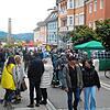 Am frühen Nachmittag war in der Innenstadt viel Betrieb: Der verkaufsoffene Sonntag lockte einige Besucher in die Hauptstraße.