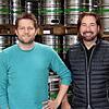 Gesprächsbereit und lösungsorientiert: Nico Albiez (links) und Dieter Schmid von der Waldhaus-Brauerei wollen Vorwürfe nicht ...