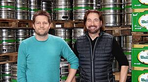 Gesprächsbereit und lösungsorientiert: Nico Albiez (links) und Dieter Schmid von der Waldhaus-Brauerei wollen Vorwürfe nicht ...