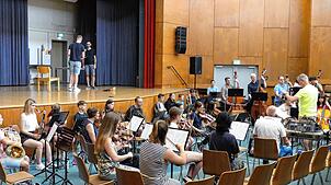 Das Orchester spielt erstmalig mit den Schauspielern zusammen das gesamte Musical &ndash; so fügen sich alle Elemente zusammen. Bild: ...