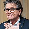 Sozialminister Manne Lucha erklärte seine Gesundheitsversorgungspläne.