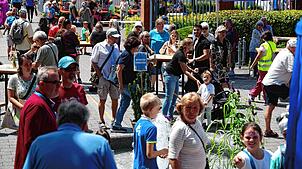 Beliebt: Beim SÜDKURIER-Sommerfest schauen über den Tag hinweg rund 12.000 Gäste beim Konstanzer Medienhaus vorbei – und bekommen ein ...