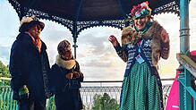 Fast wie ein richtiger Frauenkaffee, nur ohne großes Publikum und im Freien. Von links: Elke Wigger, Doro Mittelmeier, Anne Mandausch.