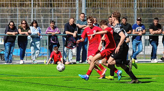 Bild 16: Unsere Bilder des B-Jugend-Duells zwischen dem SC Pfullendorf und der SG Orsingen-Nenzingen