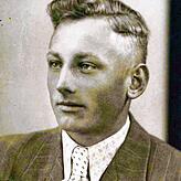 18 Jahre jung ist Josef Unger, als er in den Zweiten Weltkrieg ziehen muss. Gerade hat er die Landwirtschaftsschule in Pfullendorf ...