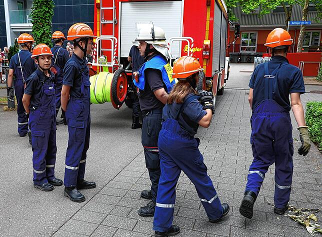 Bild 3: Bilder der Schauübung von Radolfzeller Hilfsorganisationen