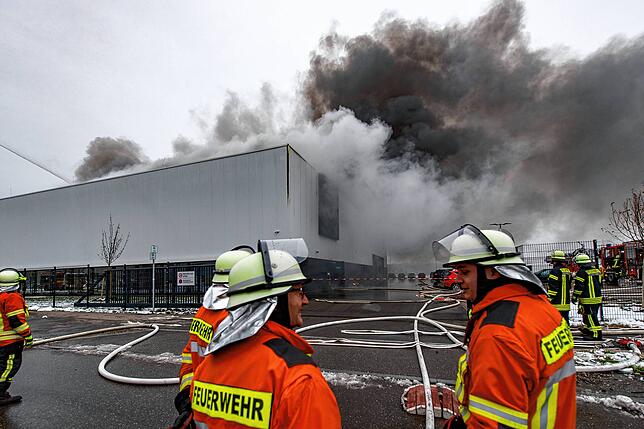 Bild 3: Großbrand bei Medizintechnikfirma in Meßkirch