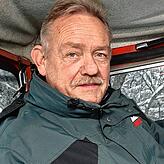 „Wenn es nur etwa taut und die Schneedecke zu weich wird, hat es sich mit dem Skifahren ohnehin erledigt“, sagt Hartmut Haas.