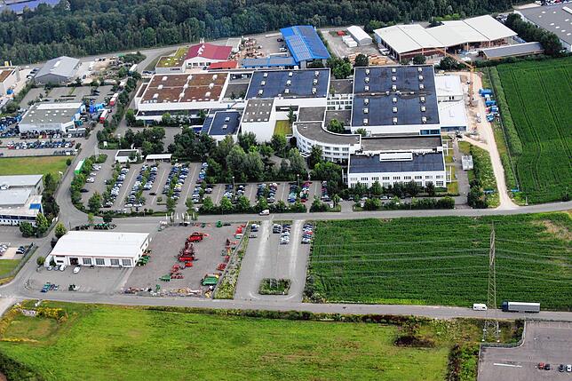 Luftaufnahme des Industriegebiets Hardt bei Stockach mit den Eto-Produktionshallen.