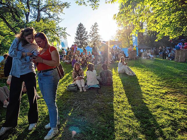 Oase der Ruhe: Was sonst die FKK-Wiese des Freibads Hörnle ist, wird beim Campus-Festival zum gemütlichen Rückzugsort.